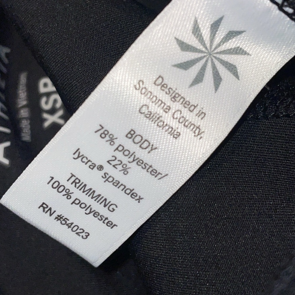 Athletablack Fleeced Lined Wind Resistant Compres… - image 7